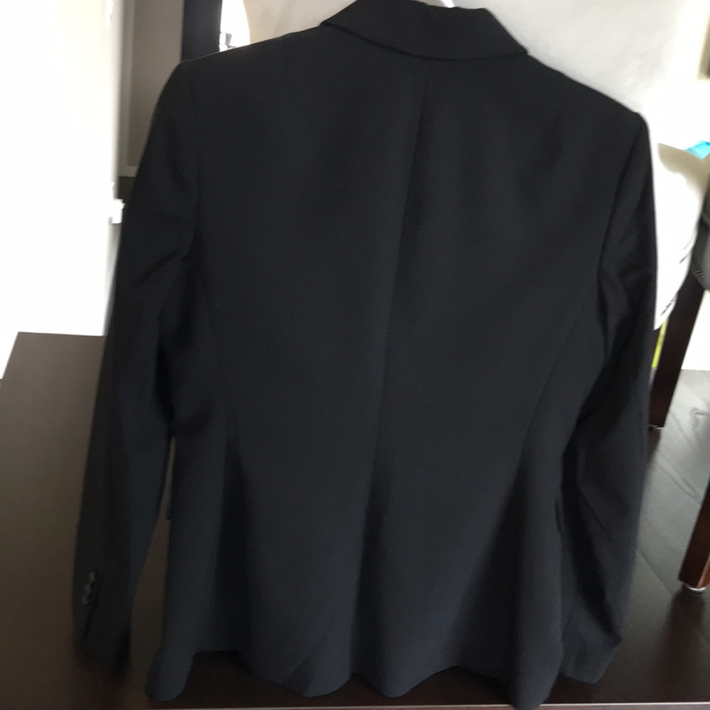 Blazer - Picture 2 of 5